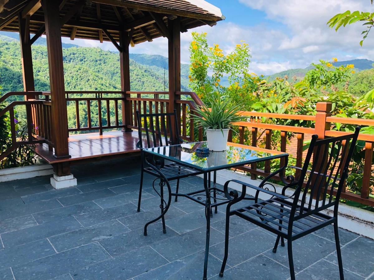 Le Grand Pakbeng Hotel Ngoại thất bức ảnh