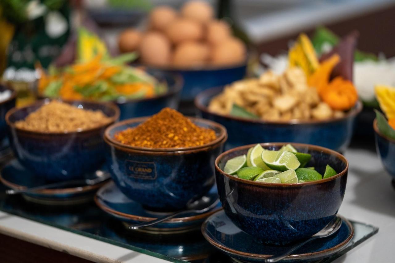 Le Grand Pakbeng Hotel Ngoại thất bức ảnh