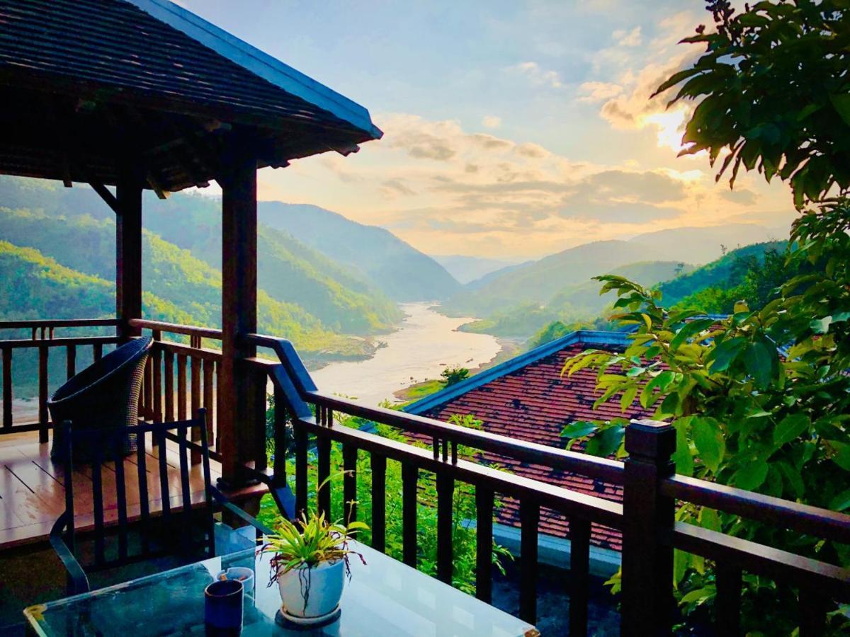 Le Grand Pakbeng Hotel Ngoại thất bức ảnh