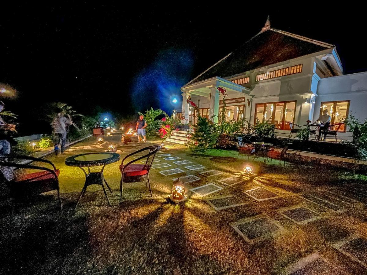 Le Grand Pakbeng Hotel Ngoại thất bức ảnh