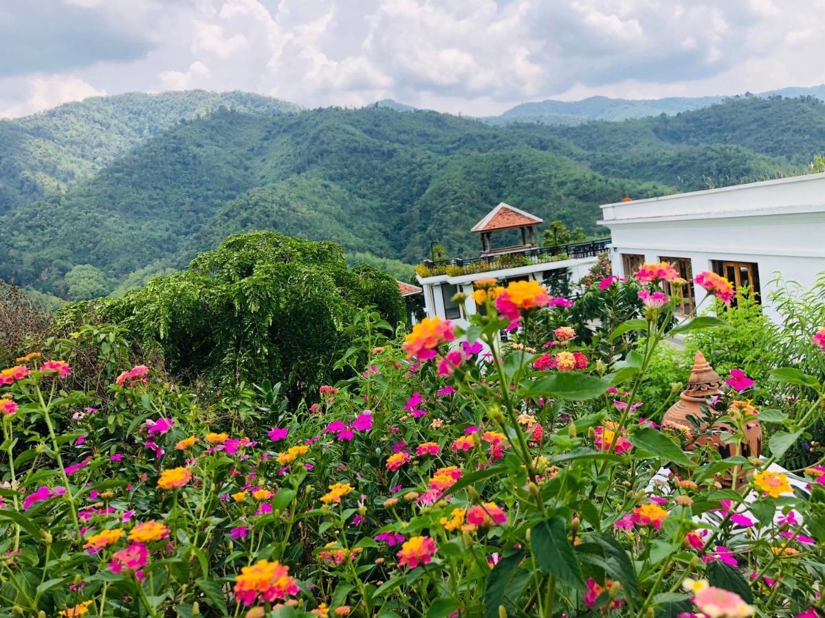 Le Grand Pakbeng Hotel Ngoại thất bức ảnh